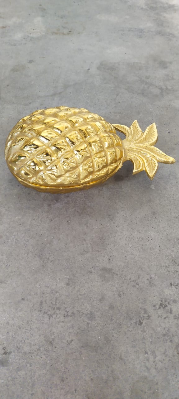 Metal Pineapple shape Box - Image 3